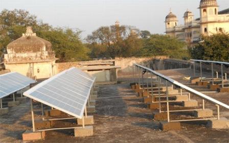 India-rooftop-solar panels