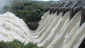 ENVIRONMENTAL ISSUES OF HYDROPOWER.
